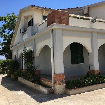 Villa Del Falso Pepe Avola Zewnętrze zdjęcie